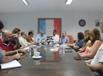 Reitor Tonholo e equipe do Proford debatem expansão do Programa