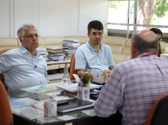 Reitor da Ufal se reúne com coordenação da área de Engenharias da Capes