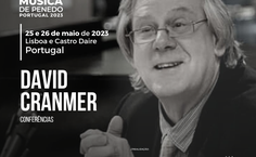 Professor  David Cranmer, do grupo Caravelas
